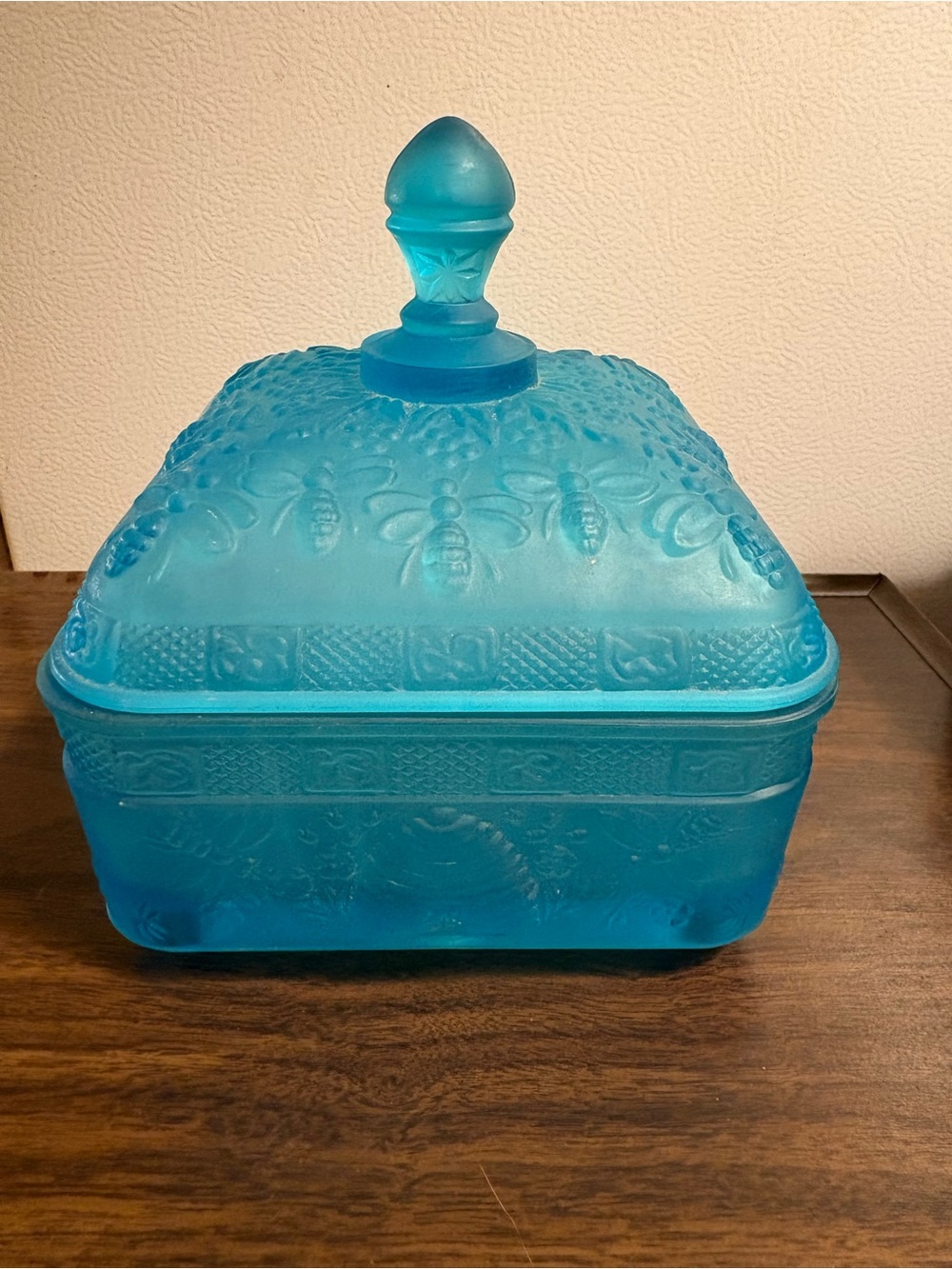 Vintage Indian Glass Frosted Blue Decorative Covered Glass Trinket Box